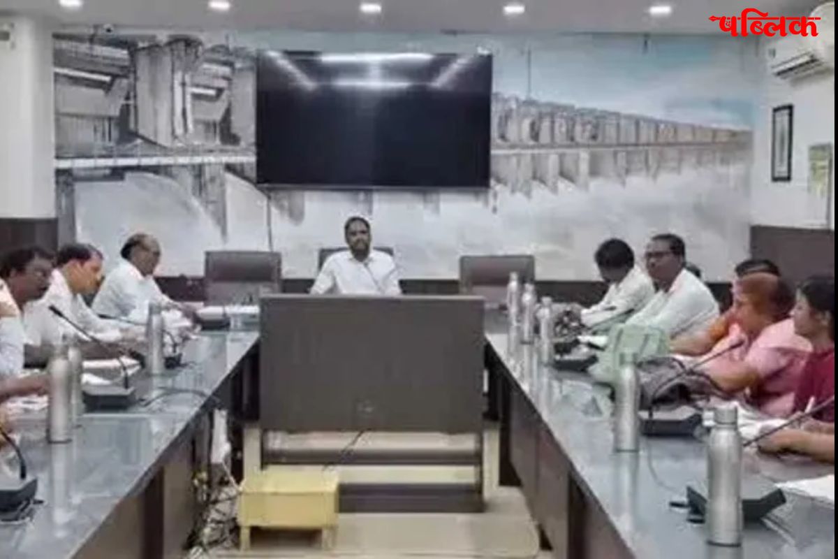 Collector Avinash Mishra TL meeting