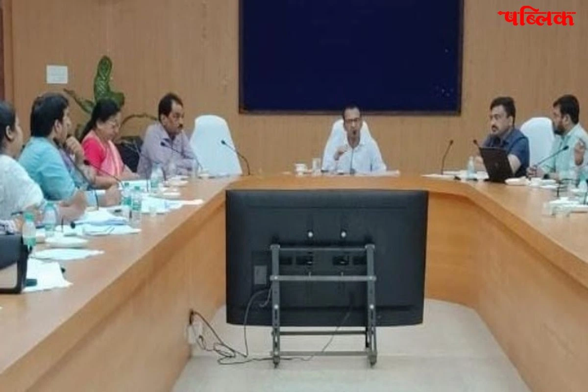 Collector Ajit Vasant health review meeting
