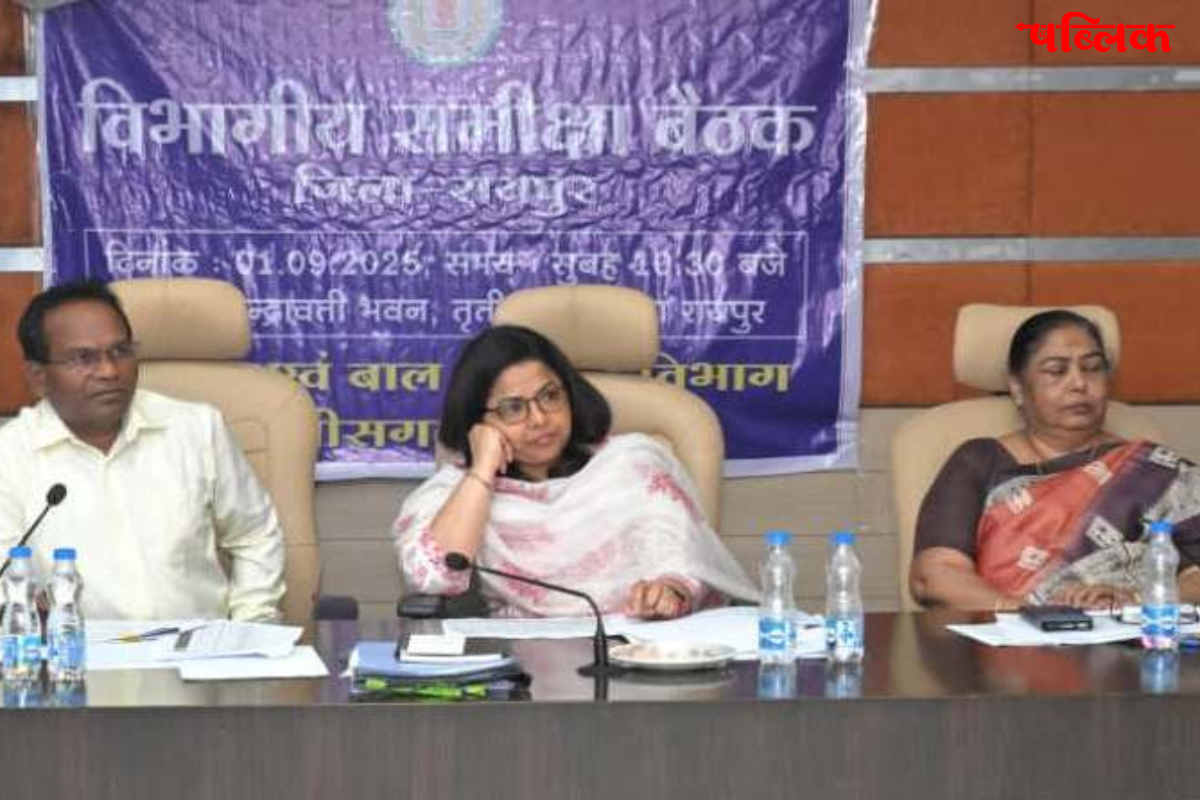 Anganwadi services review Raipur