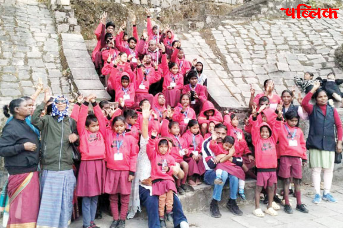 Visually Impaired Students Tour