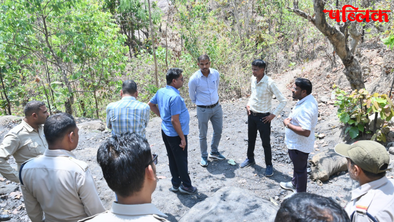 illegal coal mining India